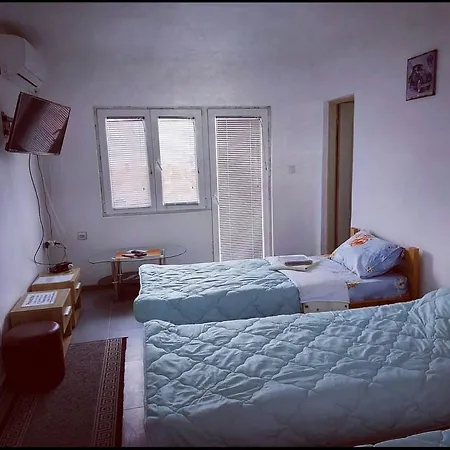 Apartament Yugoslavija 1 *